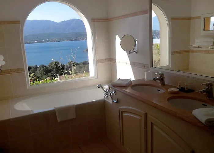 Alta Rocca Szálloda