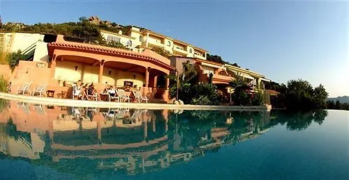 מלון Alta Rocca 4*